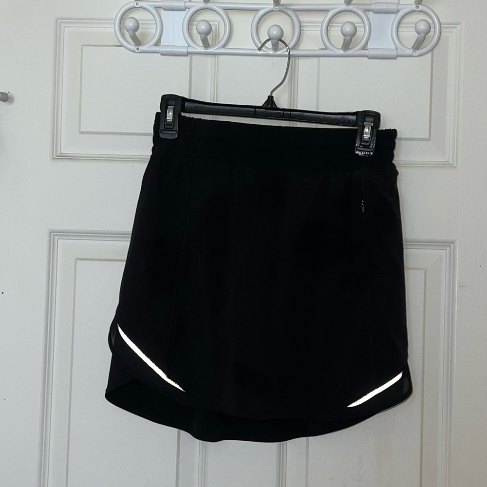 lululemon athletica Black hotty hot skirt